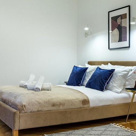 קרקוב Tyzenhauz Suites Topolowa מראה חיצוני תמונה