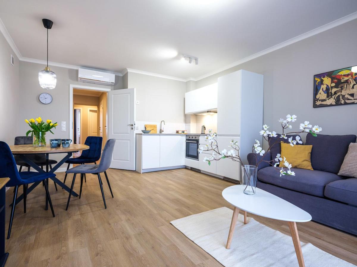 קרקוב Tyzenhauz Suites Topolowa מראה חיצוני תמונה
